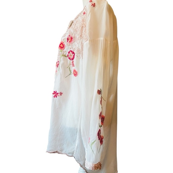 JOHNNY WAS LONG SLEEVE EMBROIDERED BLOUSE SIZE SMALL - Picture 3 of 13